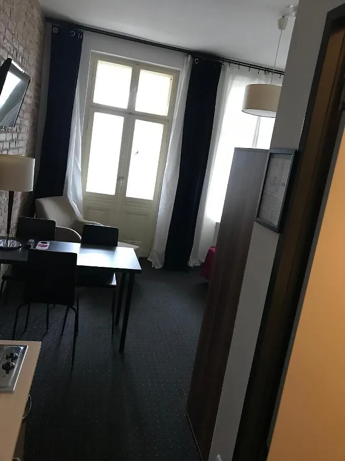 ***  Hotel Goldmarie Gmbh Berlino Germania