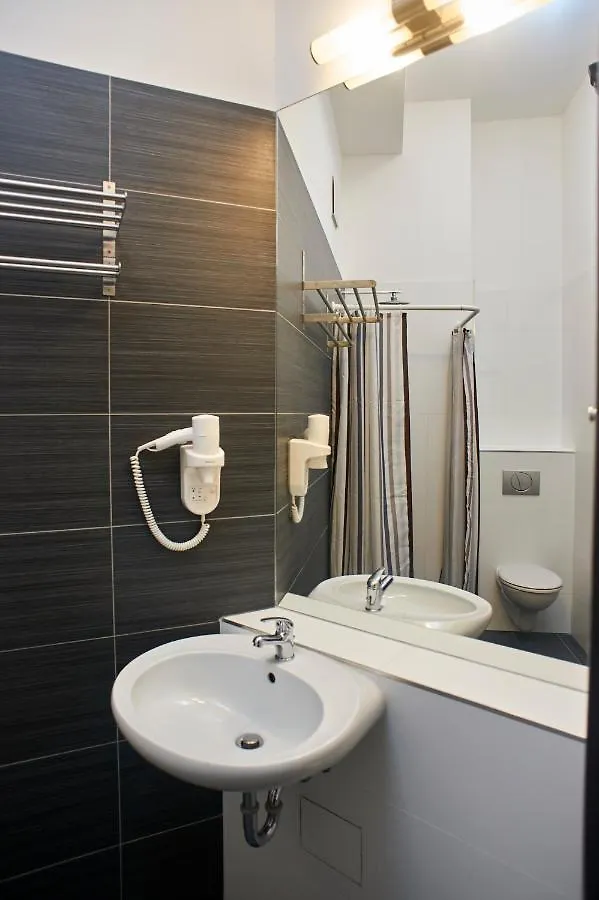 Hotel Goldmarie Gmbh Berlino 3*,  Germania